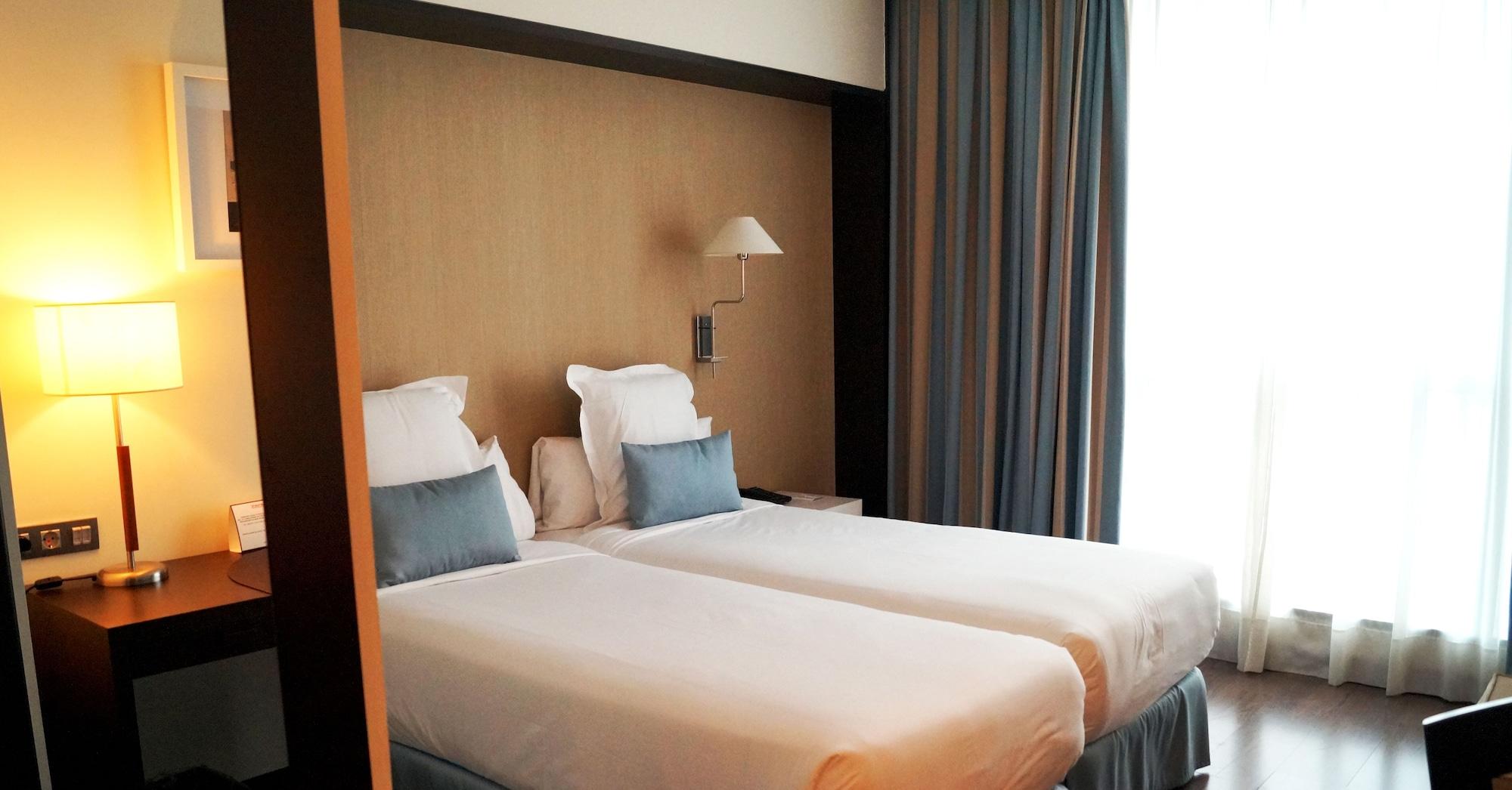 Lcb Hotel Φουενλαμπράδα Εξωτερικό φωτογραφία