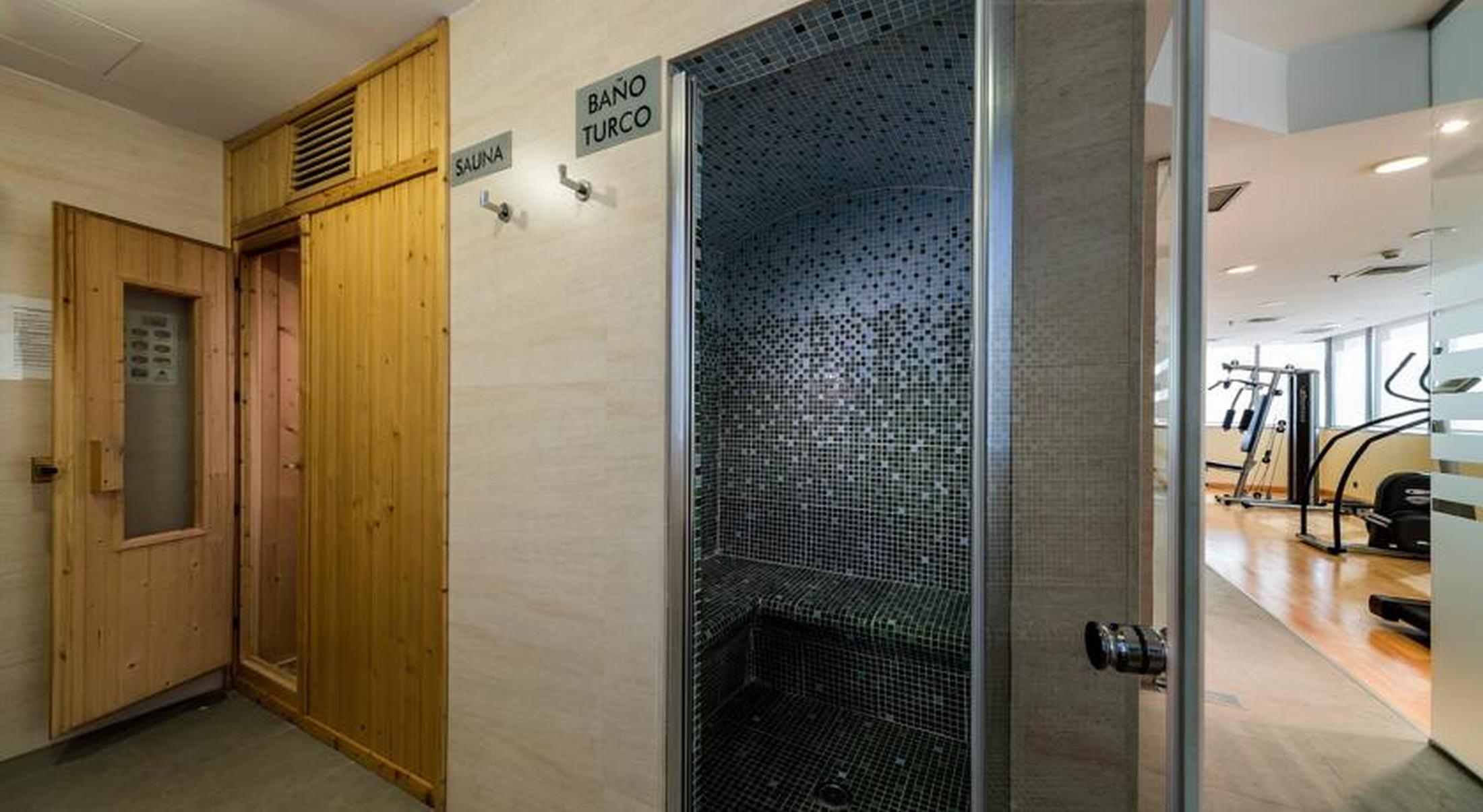 Lcb Hotel Φουενλαμπράδα Εξωτερικό φωτογραφία