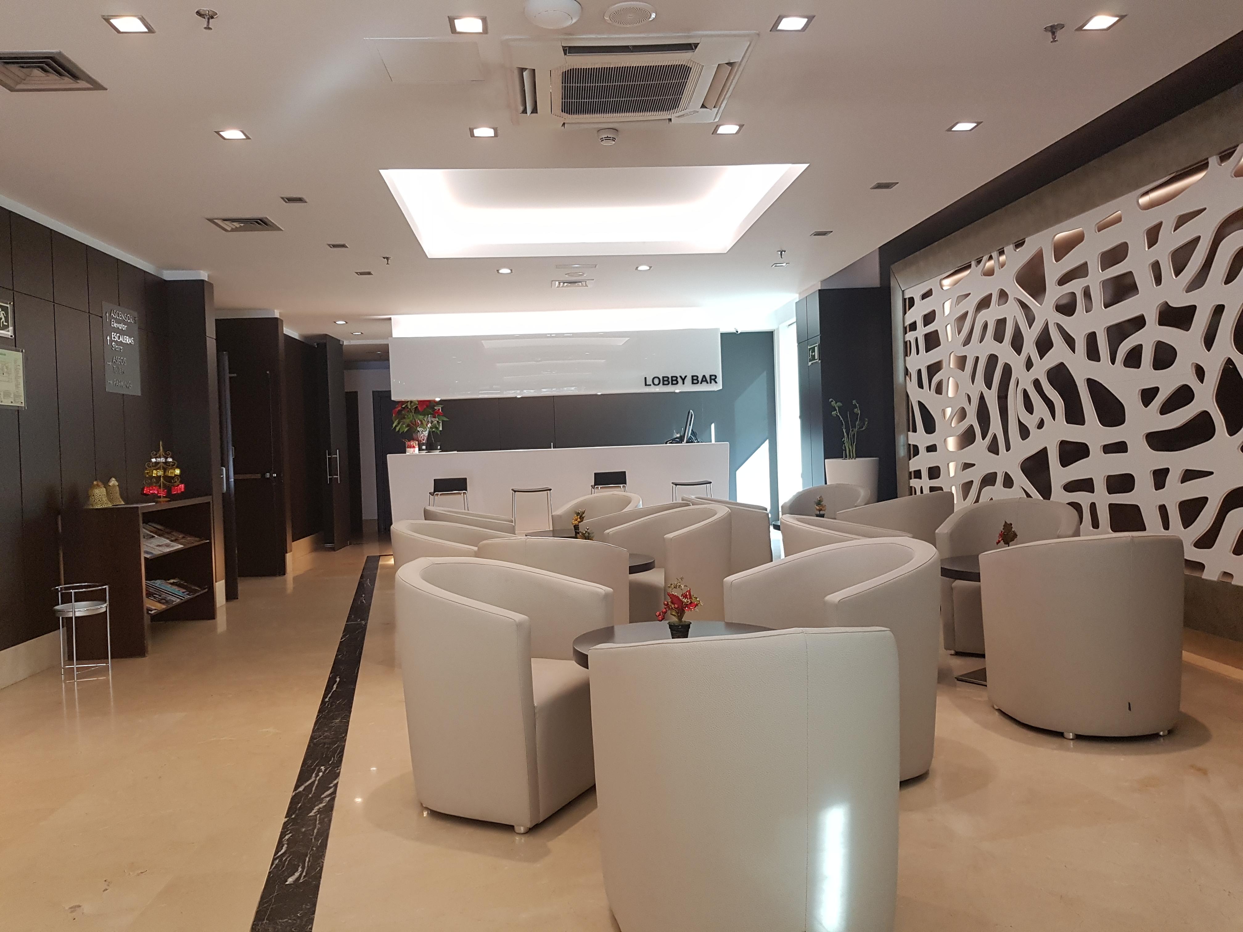 Lcb Hotel Φουενλαμπράδα Εξωτερικό φωτογραφία