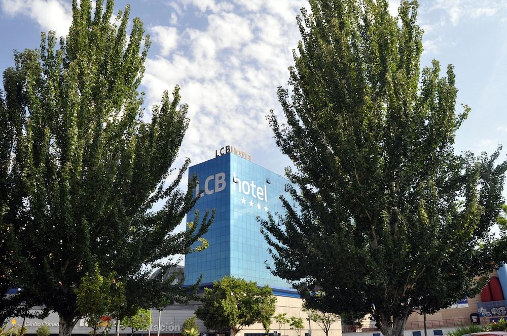 Lcb Hotel Φουενλαμπράδα Εξωτερικό φωτογραφία