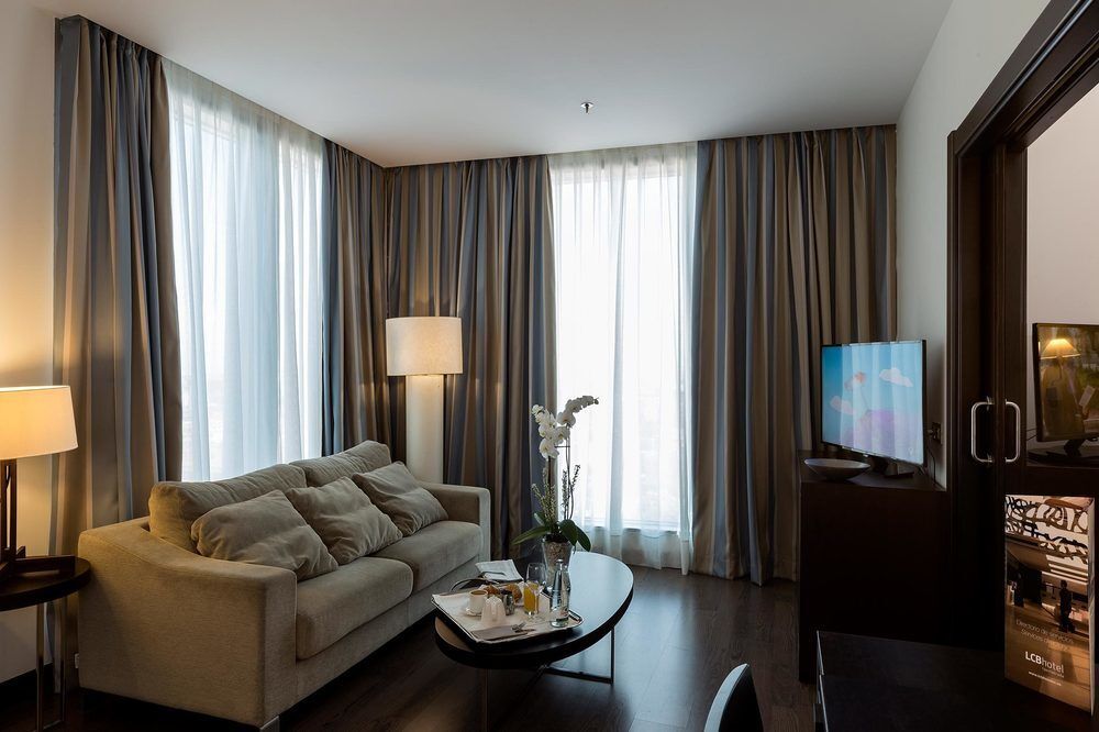 Lcb Hotel Φουενλαμπράδα Εξωτερικό φωτογραφία